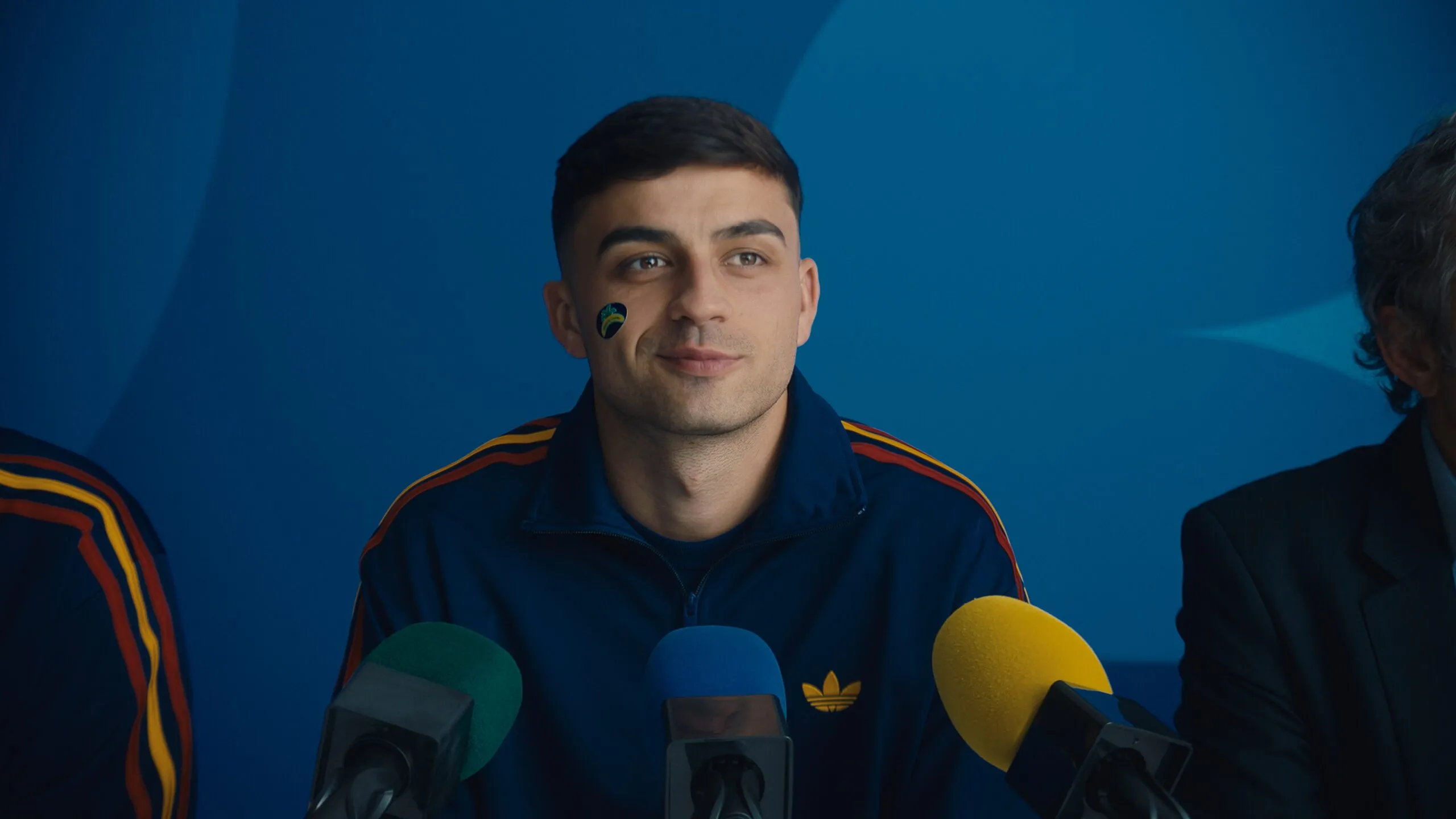 Pedri es único, como un plátano de Canarias