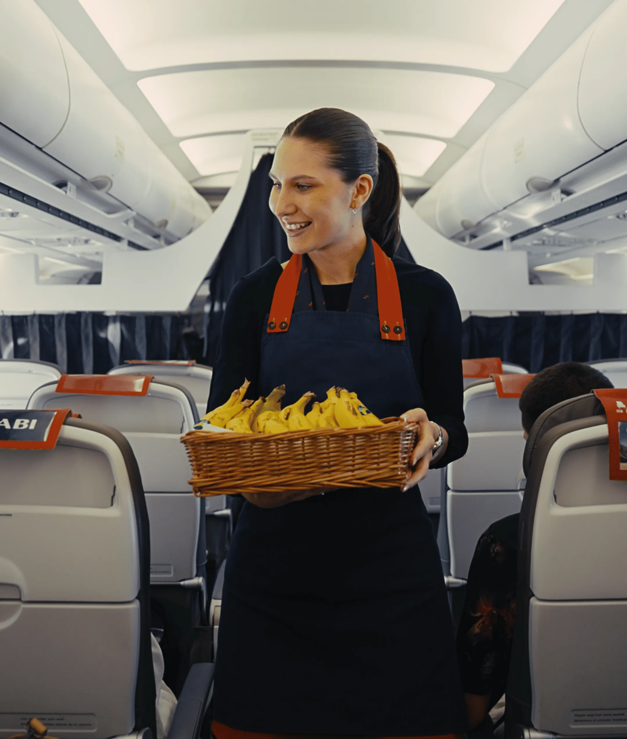 Plátano de Canarias e Iberia Express celebran el Día de Canarias llevando a bordo el sabor natural de las Islas