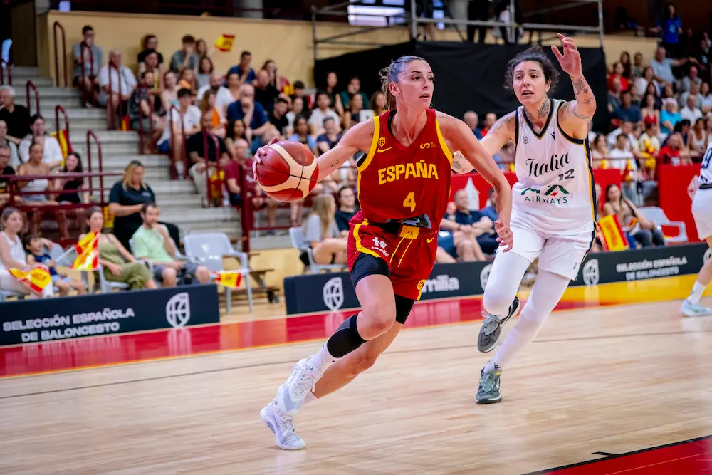 Selección Española de Baloncesto y Plátano de Canarias